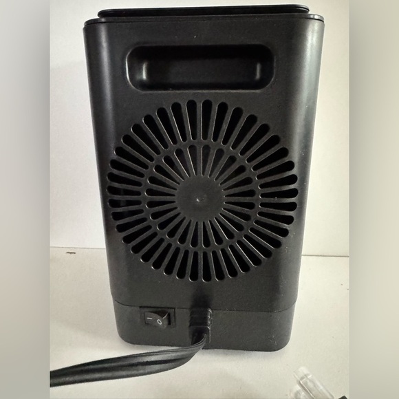 NIB Tabyik Portable Oscillating Indoor Space Heater For Office Bedroom Ceramic - Picture 5 of 9